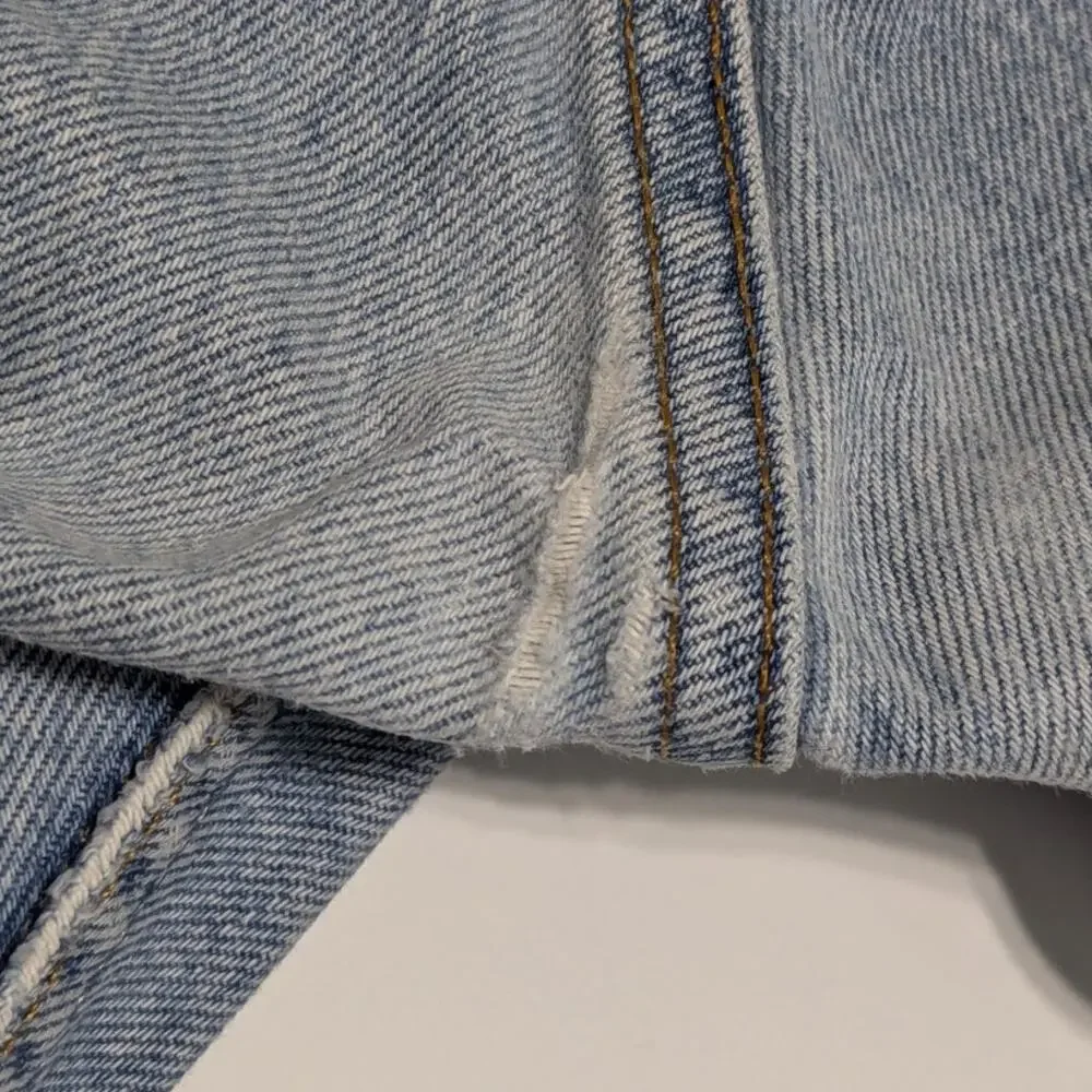 Vintage Levi's 501 XX Straight Leg Jeans Light Wash Blue 90s Made In USA Cotton